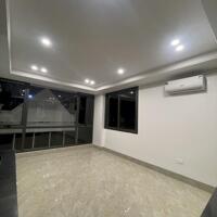 Bán nhà riêng tại Văn Cao, Liễu Giai, 41m2, 6 tầng, thang máy nhập khẩu, gần ô tô, hơn 11 tỷ