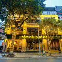 Bán Nhà Mặt Tiền Sang Trọng Gần Khách Sạn Pullman Q1 - (13X15M) - 4 Tầng - Hđt: 260 Triệu/Tháng - 62 Tỷ