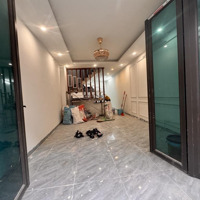 Vĩnh Hưng Diện Tích: 45 M- 3 Tầng-Mặt Tiền4.1 M- Chỉ 4.35 Tỷ.