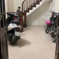 Cho Thuê Nhà Nguyên Căn Trung Tâm Quận Hai Bà Trưng Nhà 2 Mặt Tiền ( 1 Mặt Ngõ + 1 Mặt Ngách )