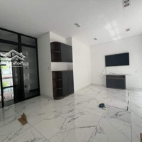 Cho Thuê Nhà Nguyên Căn Ở Saritown Sala,Diện Tích560M2, Giá Bán 128 Triệu, Vị Trí Đắc Địa