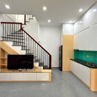 Nhà Đẹp Thổ Quan ,Trung Tâm Đống Đa ,Ngõ Thông ,Oto Tránh