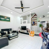 Bán Nhà Riêng - Hẻm 8M - 5Dài 15M - 4 Tầng - Trung Tâm Quận 7, 10Ty Nhỉnh