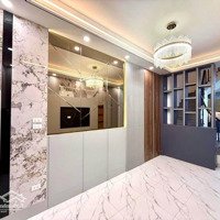 Bán Nhà 6,8 Tỷ,45 M2 Tại Văn Miếu, Đống Đa, Hà Nội -Ngõ Thông3 Gác -10M Ra Otô- Có Chỗ Để Gần