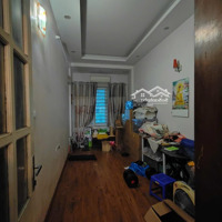 Mặt Phố Giá Mặt Ngõ 300 Triệu/ M2 - Giữa Phố Trung Tâm Đống Đa - Kinh Doanh Sầm Uất 2 Thoáng Vĩnh Viễn