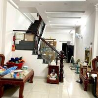 Nhà 1 trệt 1 lầu hẻm xe hơi Lê Văn Việt, P. long thạnh mỹ, DT 90m²/6.8 tỷ thương lượng.