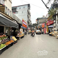 Chủ Cần Tiền Bán Nhà 2 Tầng Dân Xây, Nội Thất Ghỗ Lim, Mở Cổng Là Mở Oto, Cách Chợ Đông Ngạc 100M