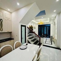 Phố Quan Nhân, Tt Thanh Xuân. 37M2, 4 Tầng,Mặt Tiền4M, Giá Chào 6.8 Tỷ (Có Thương Lượng)