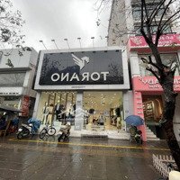 Cho Thuê Cửa Hàng Phố Thợ Nhuộm.mặt Tiền
4,5M, Diện Tích 80M2 Vị Trí Đẹp Nhận Diện Thương Hiệu Tốt