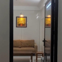 Cần Bán Gấp Căn Chung Cư Tầng Thấp, Thang Bộ Lô C2 - Công Ích Quận 4, Cách Q1 Chỉ 150M