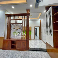 Cho Thuê Biệt Thự 3 Lầu 10X20M 5 Phòng Ngủgần Đỗ Xuân Hợp, Cầu Năm Lý. Liên Hệ: 0901193009