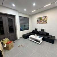 Ai cần Anh dành thời gian cho Anh, Anh dành thời gian cho Em đi. Anh ra ngoài  xem nhà #MỹĐình cùng em!