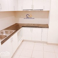 Bán 2 Ngủ 76M2 Toà T05 View Sông Hồng, Cầu Vĩnh Tuy, Giá Chỉ 6 Tỷ Rẻ Nhất Thị Trường