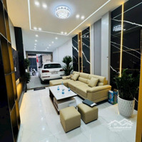 Quan Nhân 67M X 4 Tầng Thang Máy Ô Tô Đỗ Cửa, Nhà Đẹp Có Gara Ô Tô , Sổ Đỏ Nở Hậu , 1 Nhà Ra Phố