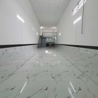 Chính Chủ Gửi Bán Gấp Nhà Mặt Tiền Đường Hoàng Quốc Việt. Mặt Tiền Kinh Doanh Sầm Uất