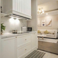 Tôi Cần Bán Căn Hộ 2 Phòng Ngủ Phố Thành Thái Cạnh Công Viên Cầu Giấy Giá Rẻ. Liên Hệ: 0988669892