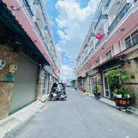 Dãy Nhà Phố Trong Kdc Thích Hợp Mua Ở, Cạnh Vạn Phúc City - Đường 10 Mét Có Vỉa Hè