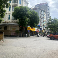 Giảm Sốc 3 Tỷ, Bán Gấp Mảnh Đất Ô Tô Tránh Đỗ Hoàng Quốc Việt, 180M2,Mặt Tiền13,5M, 30 Tỷ - 0868309898
