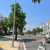 Cho Thuê Căn Biệt Thự Ven Sông Tại Vinhomes Quận 9, Giá Chỉ 20 Triệu/ Tháng