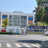 Cho Thuê Căn Biệt Thự Ven Sông Tại Vinhomes Quận 9, Giá Chỉ 20 Triệu/ Tháng