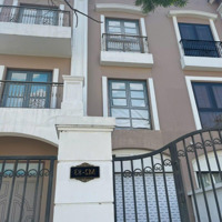 Bán Biệt Thự Tại Vinhomes Quận 9, 82 Tỷ, 420M2, Nhiều Tiện Ích Hấp Dẫn
