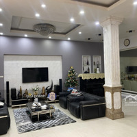 Bán Gấp Biệt Thự Sân Vườn Nguyễn Văn Lộc 150.5M2* Mặt Tiền 9M. Gần Hồ Vỉa Hè Kinh Doanh Chỉ 33.5 Tỷ