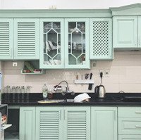 Cho Thuê Nhà Âu Cơ Tây Hồ, 6 Tầng, 5 Phòng Ngủ Có 3 Phòng Ngủ Rộng 30M2, Đầy Đủ Nội Thất.