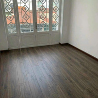 Bán Nhà 3 Tầng - Hẻm 502 Huỳnh Tấn Phát -P. Bình Thuận - Quận 7 .