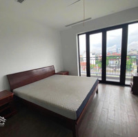 Cho Thuê Tòa Nhà Nguyên Căn Lô Góc Thang Máy Mặt Phố Ngọc Thụy, Long Biên 105M2 X 7 Tầng