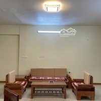 Cho Thuê Căn Hộ Chung Cư Vườn Đào,Diện Tích170M2, 4 Pn
