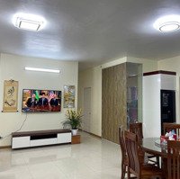 Cho Thuê Căn Hộ Chung Cư Vườn Đào,Diện Tích170M2, 4 Pn