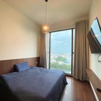 Cho Thuê Căn Hộ Define 3Pn 5 Vệ Sinh220M2 Full Nội Thất Tầng Trung 95 Triệu/Tháng
