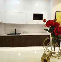 Nhà Đẹp Đà Nẵng - Bán Gấp Nhà 3 Tầng Trung Tâm Hải Châu, Hướng Tây Nam, Gần Biển, Giá Nhỉnh 4 Tỷ