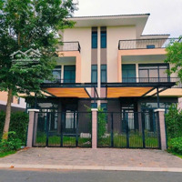 Bán Nhà Biệt Thự Phúc An Tiếp Giáp Cầu Lớn Hóc Môn,Nhà Xây Dựng 1 Trệt 2 Lầu Diện Tích Đất 90M2