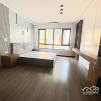 Bán Nhà Mặt Phố Quận Hoàng Mai Lô Góc Oto Tránh Dừng Đỗ Kinh Doanh Sầm Uất 45M2 X6T