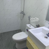 Chính Chủ Cho Thuê Nhà Tầng 4 Làm Văn Phòng Diện Tích 50M2