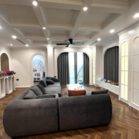Cho Thuê Nhà Penthouse Long Biên