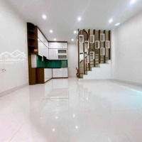 Bán Nhà 5 Tầng 31M2 Gần Ngay Chợ Đại Mỗ. Giá Chỉ: 4,55 Tỷ