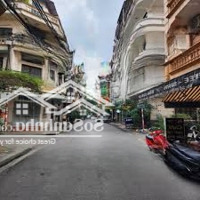 Một Nhà Ra Phố Quan Nhân- Ôtô Tránh- Kinh Doanh Đỉnh- Thang Máy- 2 Thoáng- Vị Trí Đẹp Siêu Tiện Ích