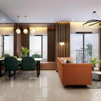 Cần Cho Thuê Oriental Plaza Q. Tân Phú Diện Tích: 80M2, 2 Phòng Ngủ 2 Vệ Sinh Nhà Đẹp, View Đông Mát. Giá: 11 Triệu/Th