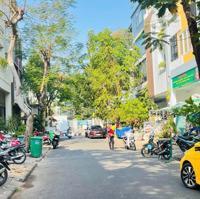Bán Nhà Phố Nội Khu Hưng Gia 1 Phú Mỹ Hưng Khu Kinh Doanh