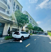 Nhà Mặt Tiền Đối Diện Trung Tâm Thương Mại Vạn Phúc City