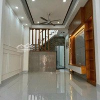 Cần Bán Gấp Nhà Mặt Tiền Ngay Chợ Đường 18Bdiện Tích5X20 Đang Cho Thuê 18 Triệu/1Thg Giá 890 Triệu