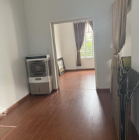Nhà Kẹp Lô Kẹp Cống Thoáng Đẹp - Đường An Cư - Kế Bên Công Viên Hồ Nghinh - Vài Phút Ra Biển