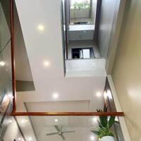  HÀNG CỰC HIẾM – HỘ KHẨU BA ĐÌNH – NHÀ MỚI TINH - DÂN TRÍ CAO – AN NINH TỐT – OTO VÀO NHÀ – CHỈ