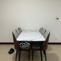 Cho Thuê Gấp Căn Góc R5 Royal City, 03 Ngủ 2 Vệ Sinh Full 100% Nội Thất Mới, Có Slot Ô Tô. Liên Hệ:0375122388