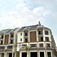 Cho Thuê Liền Kề Khu Nhật Hinode Cách Sảnh Chung Cư The Wisteria 50M