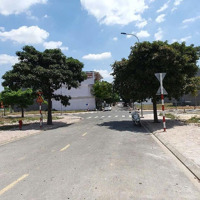 Bán Đất Tại Thuận An Hòa, 81M2 Giá Nhỉnh 3,7 Tỷ Kdc Đông Đúc, Shr Đất Ở Lâu Dài. Liên Hệ: 0946753355
