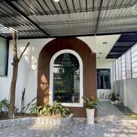 Cần bán gấp căn nhà cấp 4 đổ mê kiên cố Khu 1B Điện Ngọc sát FPT City giá rất tốt