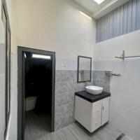 Cần bán gấp căn nhà cấp 4 đổ mê kiên cố Khu 1B Điện Ngọc sát FPT City giá rất tốt